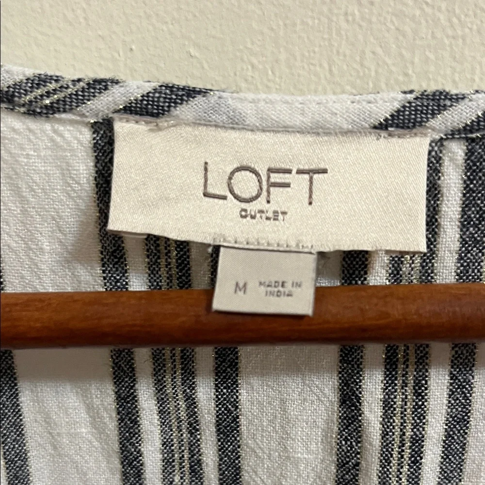 LOFT Sleeveless Striped Blouse in Black and White - Picture 2 of 4